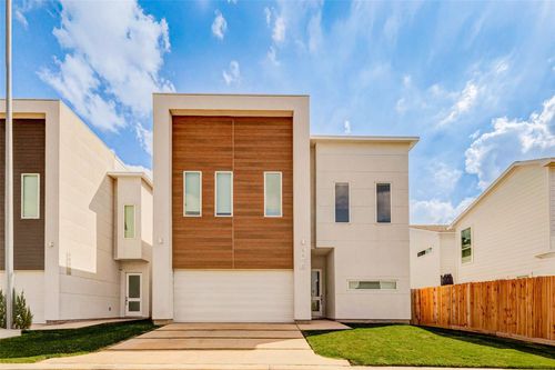 5502 Paraiso Pl, Houston, TX, 77091-4424 | Card Image