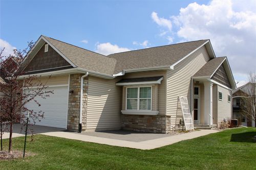 2808 Roxboro Dr, Ames, IA, 50010-1140 | Card Image