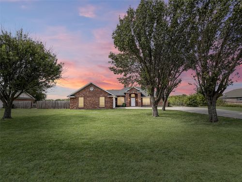 235 Ridge Oak Dr, Red Oak, TX, 75154-5031 | Card Image