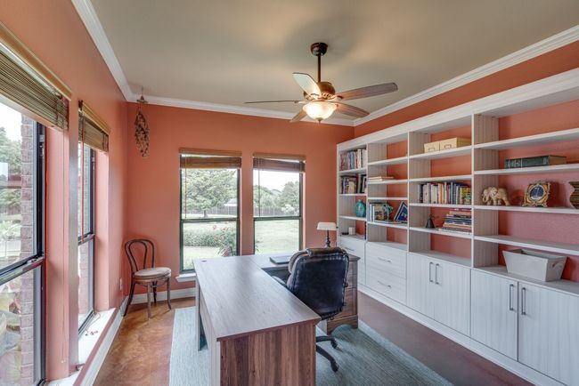 Office, built-ins from California Closets | Image 14