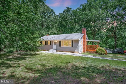 103 Cropp Rd, FREDERICKSBURG, VA, 22406-4064 | Card Image
