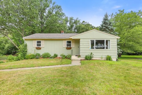18 Sunset Ave, Ledyard, CT, 06339-1038 | Card Image