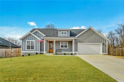 23 Lockhart Dr, Bella Vista, AR, 72715-6074 | Card Image