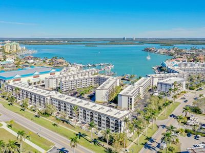 E403 - 1023 Anglers Cove, Condo with 1 bedrooms, 1 bathrooms and null parking in Marco Island FL | Image 1