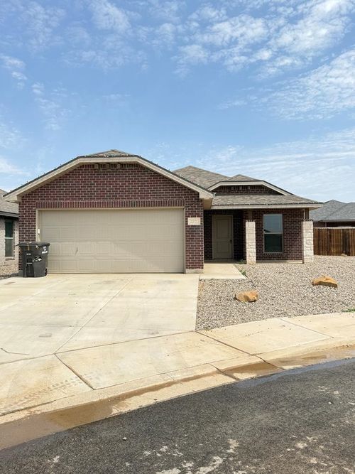 2911 Stagecoach Ct, Midland, TX, 79705-2797 | Card Image