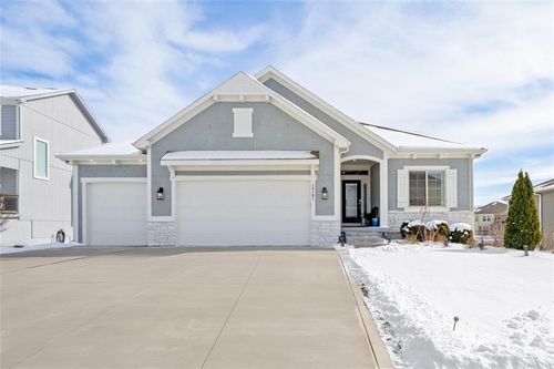 18161 Hauser St, Overland Park, KS, 66013-9042 | Card Image