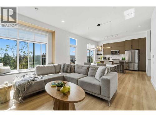 9-3552 Victoria Drive, Coquitlam, BC, V3N0N7 | Card Image
