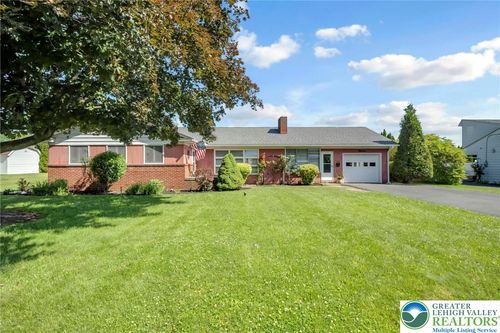 13 Ridgewood Rd, EASTON, PA, 18045-2512 | Card Image