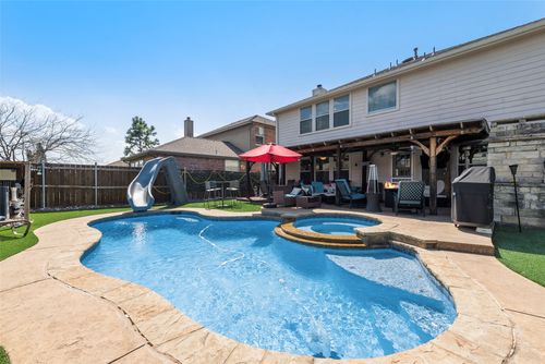 225 Redhead Dr, Little Elm, TX, 75068-8498 | Card Image