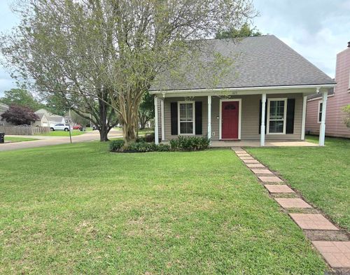 825 Stoney Creek Ave, Baton Rouge, LA, 70808-8193 | Card Image