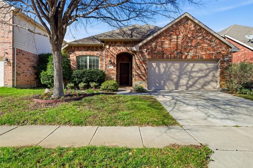 839 Lake Forest Trl, Little Elm, TX, 75068-8440 | Card Image
