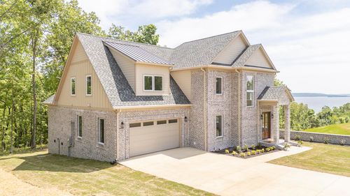 205 Pioneer Ln, Savannah, TN, 38372 | Card Image