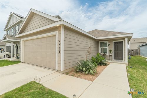 5824 San Geronimo, Seguin, TX, 78155-3230 | Card Image