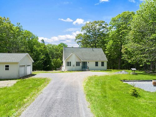476 Smithfield Rd, Oakland, ME, 04963-4133 | Card Image