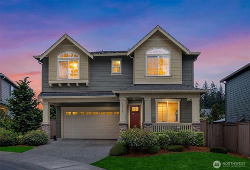 10379 243rd Ct Ne, Redmond, WA, 98053-5795 | Card Image