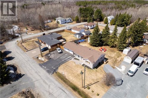 52 Cecil St, Garson, ON, P3L1M6 | Card Image