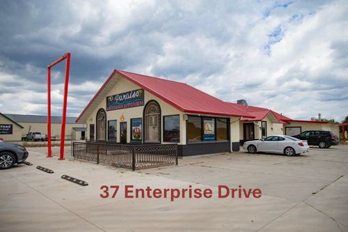 37 Enterprise Dr, Seymour, MO, 65746-8148 | Card Image