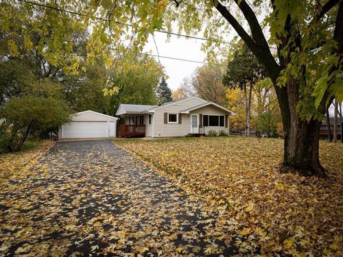 4950 Dakota St Se, Prior Lake, MN, 55372-2562 | Card Image