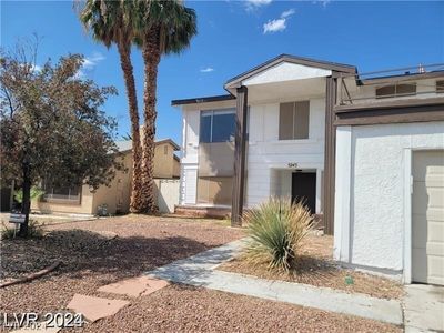 5243 Sunnywood Drive, House other with 4 bedrooms, 2 bathrooms and null parking in Las Vegas NV | Image 3