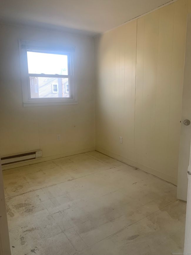 Room 2 (outbuilding) | Image 28