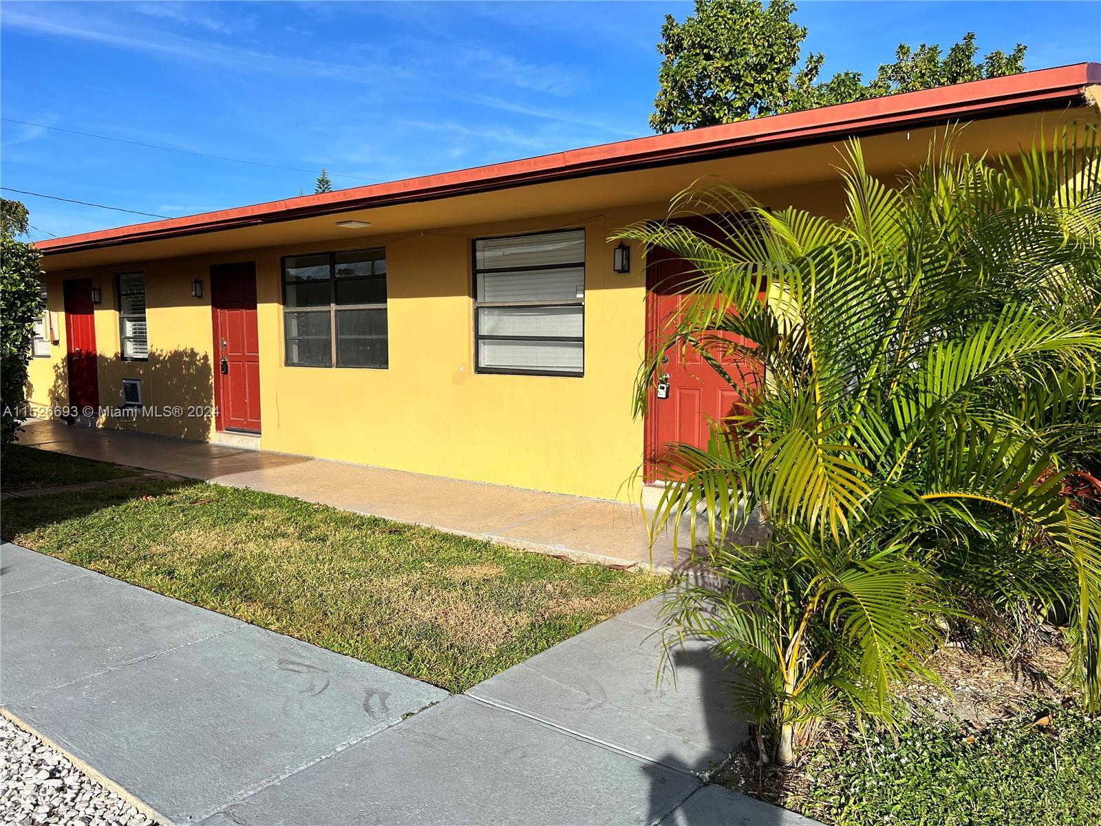 12A - 1723 Moffett St, Sold in Hollywood - Zoocasa