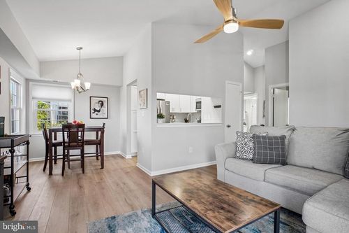g-2813 S Woodrow Street, Arlington, VA, 22206 | Card Image