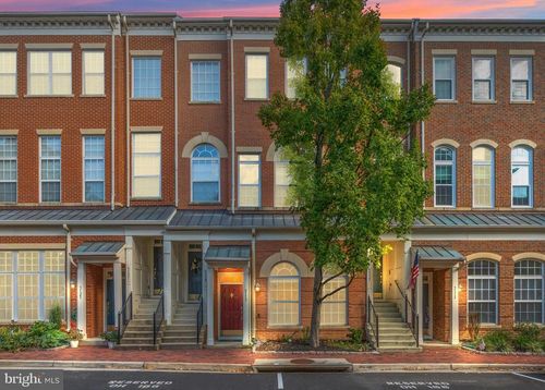 5117 Donovan Dr, ALEXANDRIA, VA, 22304-7761 | Card Image