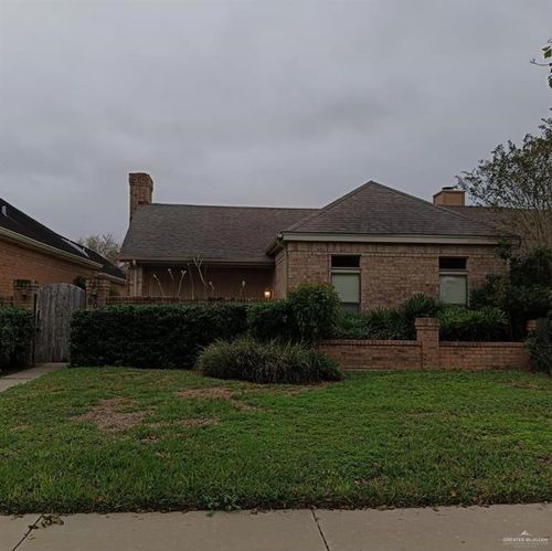 805 Parkview Cir, Harlingen, TX, 78550-5825 | Card Image