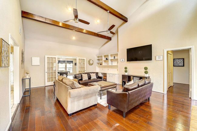 8111 Pine Green Ln, House other with 6 bedrooms, 4 bathrooms and 2 parking in Humble TX | Image 9
