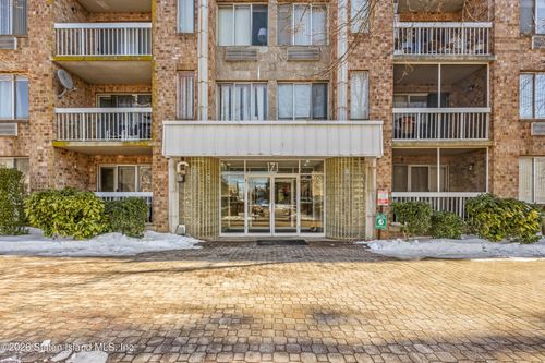apt-3b-171 Wellington Ct, Staten Island, NY, 10314-7864 | Card Image