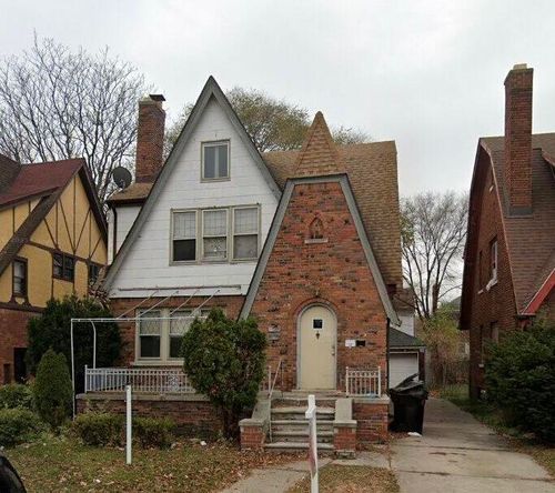 17139 Prairie St, Detroit, MI, 48221-2618 | Card Image