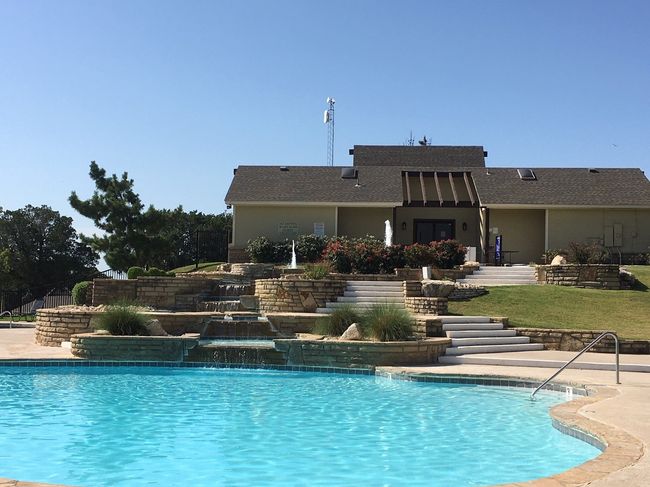 Cascade Pool close to Lighthouse Pub. | Image 20
