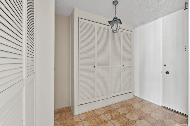 APT-2006 - 1201 Wilder Ave, Condo with 2 bedrooms, 1 bathrooms and 1 parking in Honolulu HI | Image 22