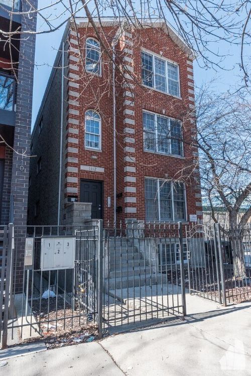 1-1112 N Marshfield Ave, Chicago, IL, 60622-3832 | Card Image