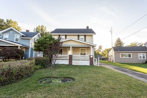1218 Perkinswood Blvd Se, Warren, OH, 44484-4411 | Card Image
