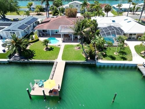 11855 4th St E, TREASURE ISLAND, FL, 33706-4411 | Card Image