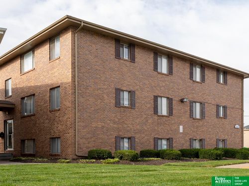 3468 S 82nd St, Omaha, NE, 68124-3339 | Card Image