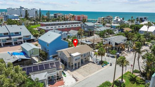 205 Bay Plz, TREASURE ISLAND, FL, 33706-3492 | Card Image
