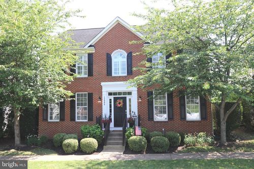 18008 Densworth Mews, Gainesville, VA, 20155-6207 | Card Image