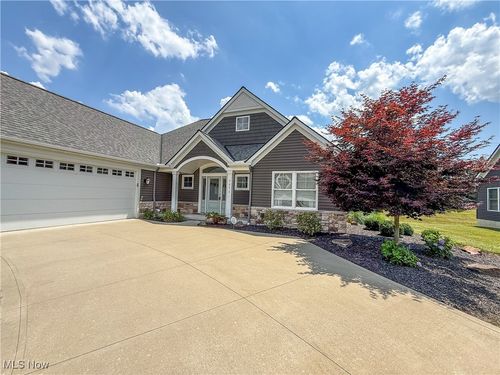 7571 Silverleaf Ct, Sagamore Hills, OH, 44067-3314 | Card Image