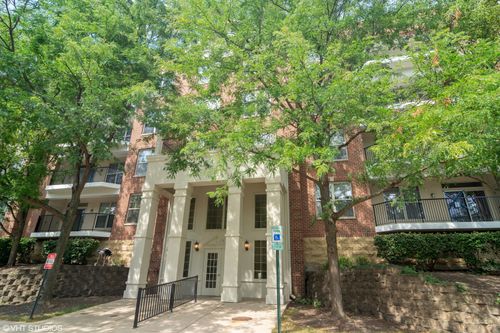 unit-401-3135 Town Square Dr, Rolling Meadows, IL, 60008-2679 | Card Image