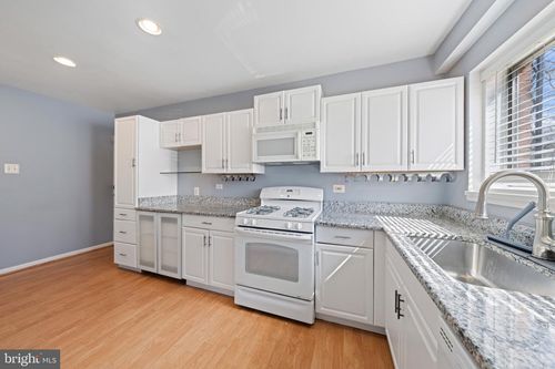 1-10620 Weymouth St, BETHESDA, MD, 20814-4215 | Card Image