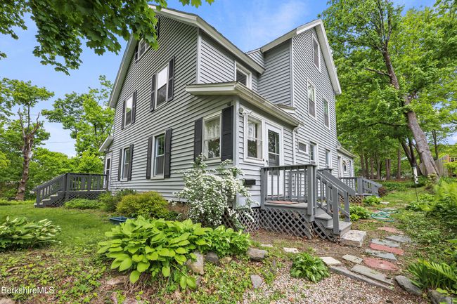 9 High St, Home with 6 bedrooms, 3 bathrooms and 4 parking in Lenox MA | Image 25