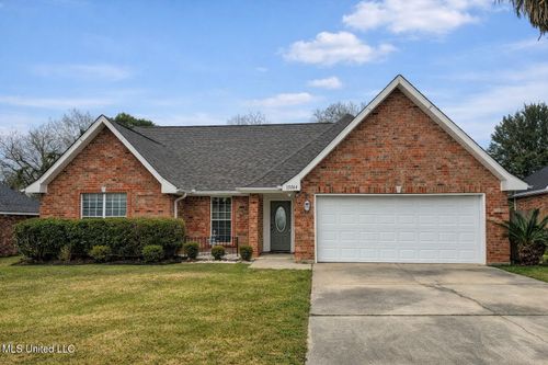 15164 Audubon Lake Blvd, Gulfport, MS, 39503-6241 | Card Image