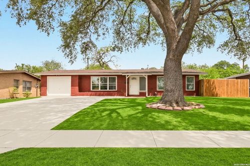 1235 Oblate Dr, San Antonio, TX, 78216-6839 | Card Image