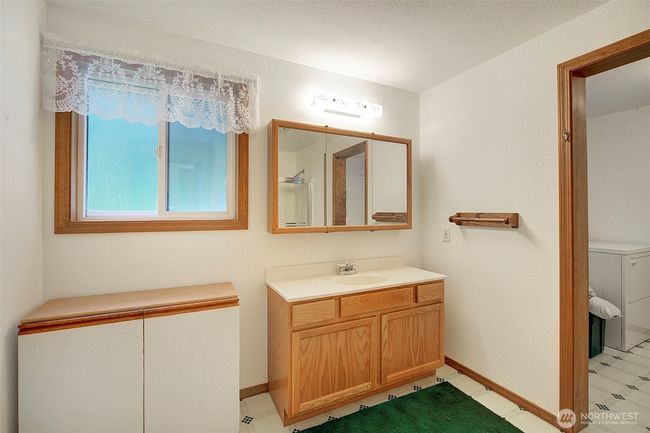 40411 Mountain Loop Hwy, House other with 2 bedrooms, 1 bathrooms and null parking in Granite Falls WA | Image 14