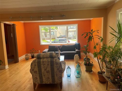 248 88th Rd, Bellerose, NY, 11426-2005 | Card Image