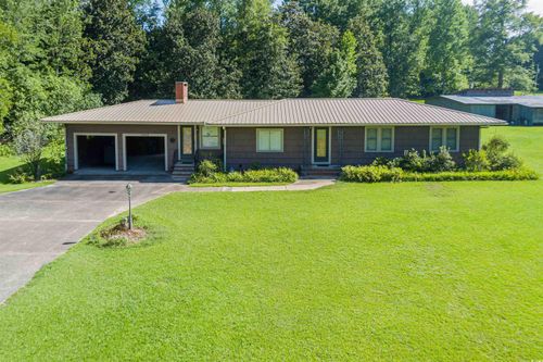 1609 Pleasant Plains Church Rd, Whiteville, NC, 28472-9437 | Card Image