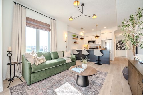 98-824 Woolwich St, Guelph, ON, N1H0E1 | Card Image