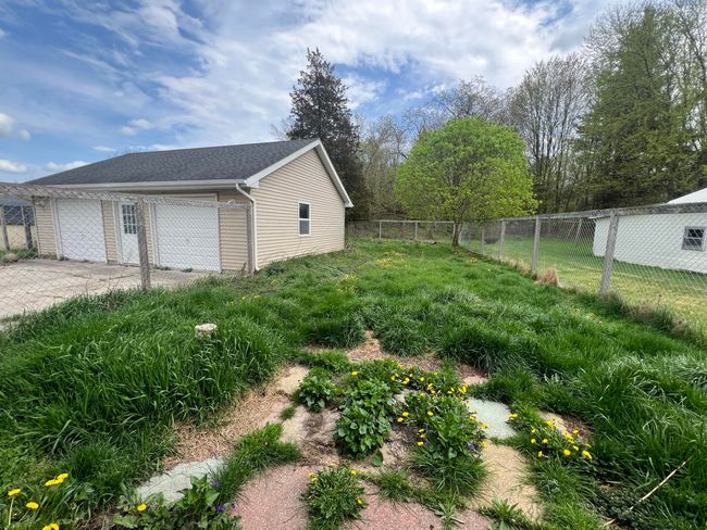BACKYARD | Image 11